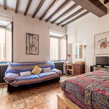 Studio Borgo Colonne Parma Eksteriør bilde