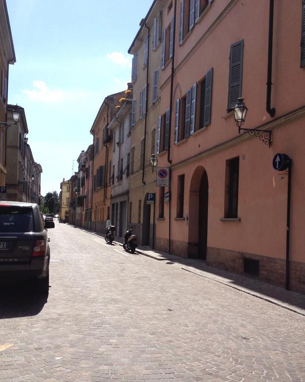 Studio Borgo Colonne Parma Eksteriør bilde